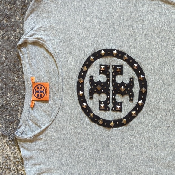 Y2K Tory Burch Vintage Grey Long Sleeve Studded Logo Shirt Size Small - Picture 4 of 7